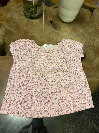 Petit haut à fleurs