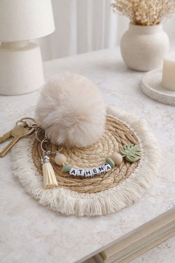 Porte clé pompon feuille