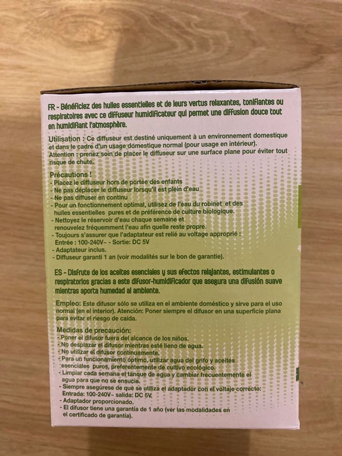 Diffuseur d’huiles essentielles ultrasoniques neuf - photo numéro 3
