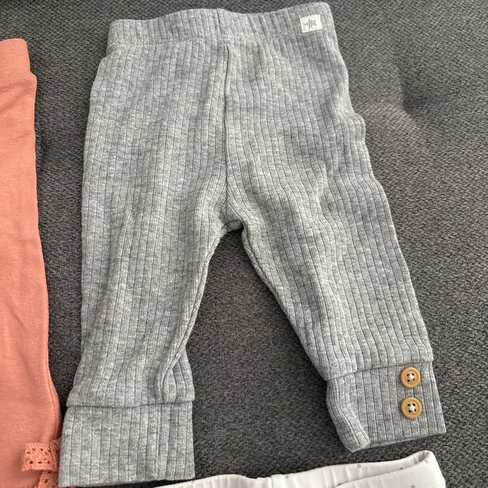 Lot leggings 3 mois - photo numéro 3