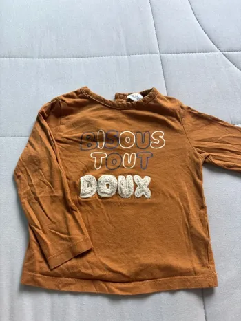 T-shirt tape à l’œil 2 ans
