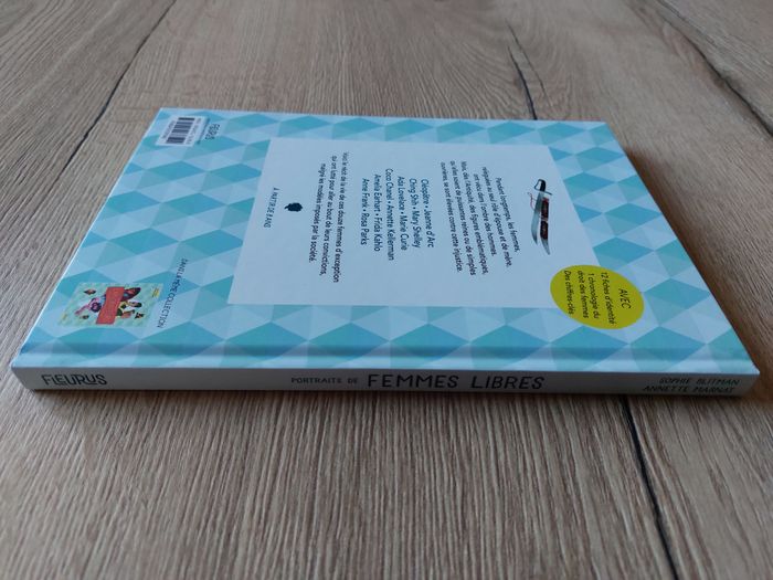 Livre "Portraits de femmes libres" Fleurus - photo numéro 3