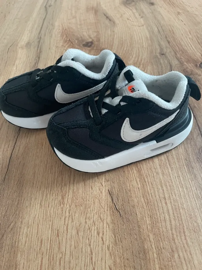 Chaussure basket Nike 21 - photo numéro 2