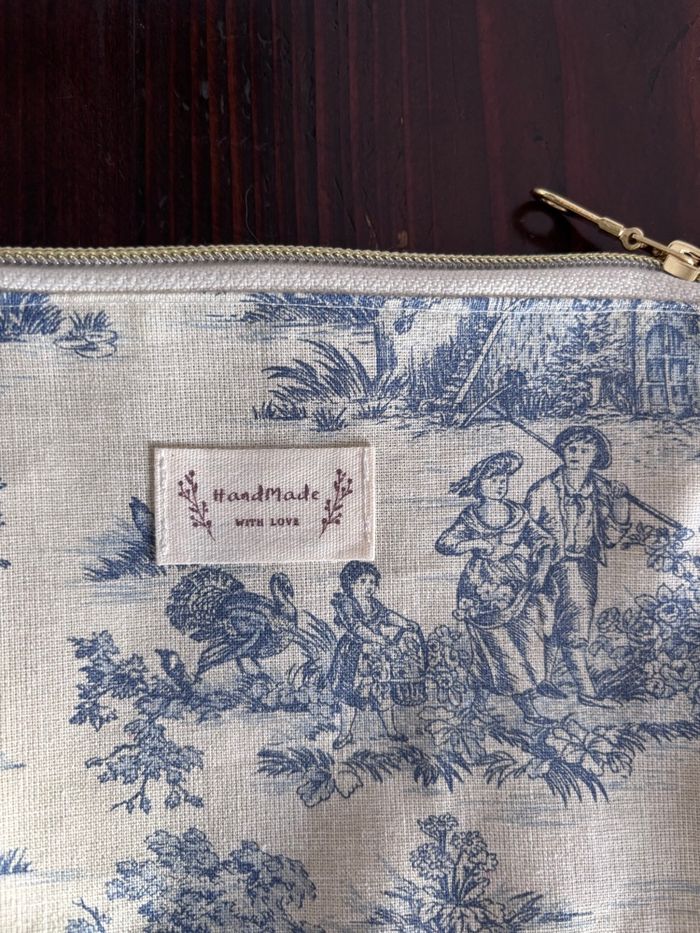 Trousse à maquillage - photo numéro 2