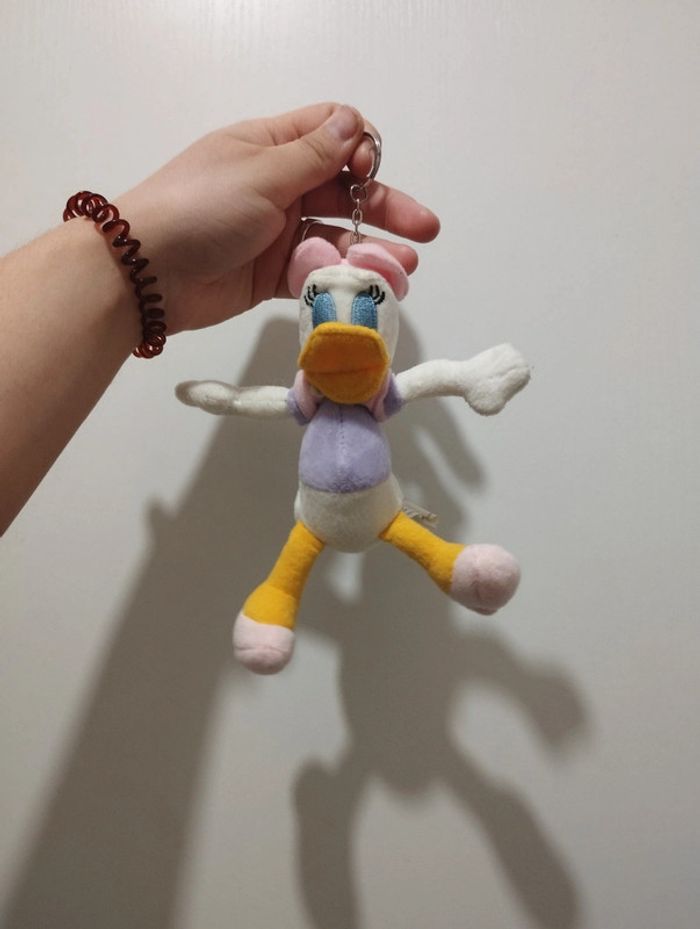 Peluche porte-clé Daisy Disney neuf - photo numéro 4