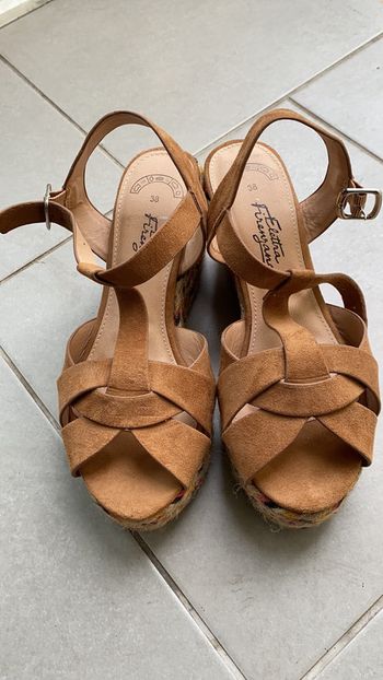 Chaussures compensées