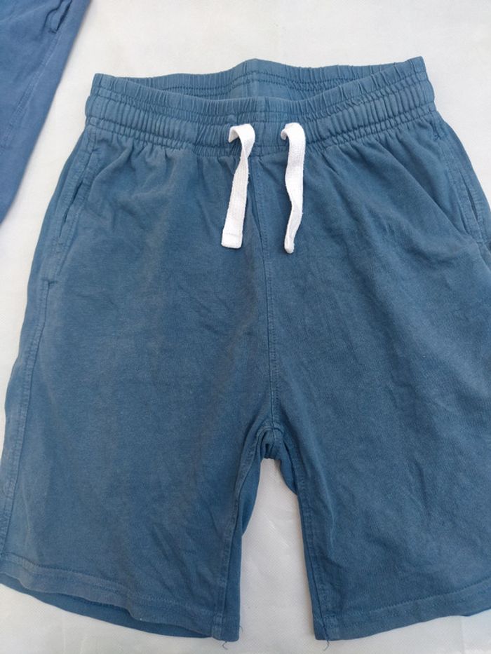 2 shorts bleus léger 10 ans - photo numéro 6