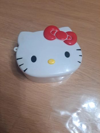 Boîte  +9 figurines Hello Kitty