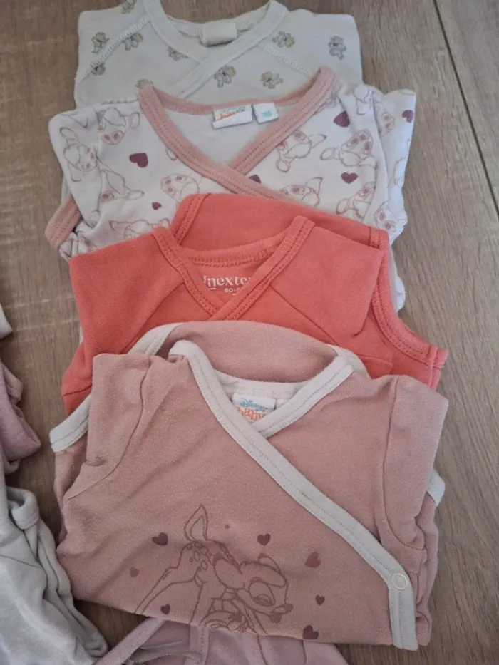 Lot de 7 bodys 3 mois - photo numéro 3