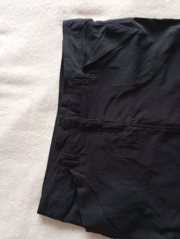 Jupe noire longueur du genou 40 - photo numéro 6