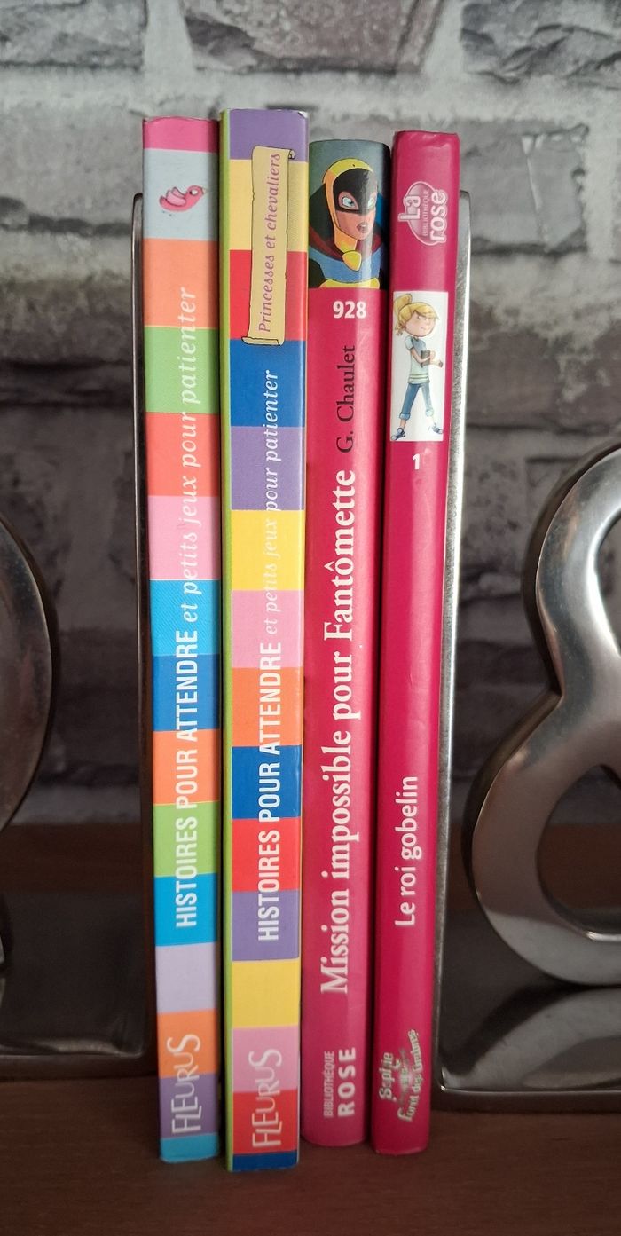 Lot 4 livres enfant - excellent état - photo numéro 3