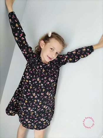 10 ans robe tape a l oeil ( sans barette)