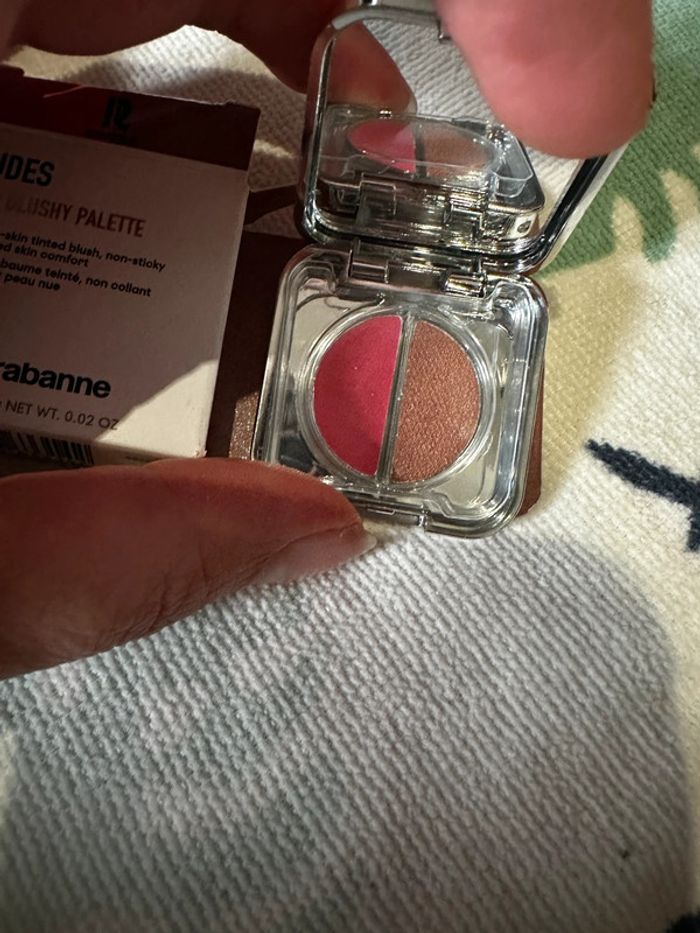 Mini blushy palette rabanne - photo numéro 2