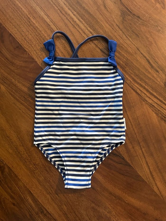 👙 Maillot de bain Jacadi 6 mois – rayures bleu & blanc – très bon état - photo numéro 2