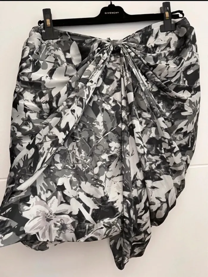 Superbe Jupe chic neuve H&M 🌸 42 - photo numéro 2