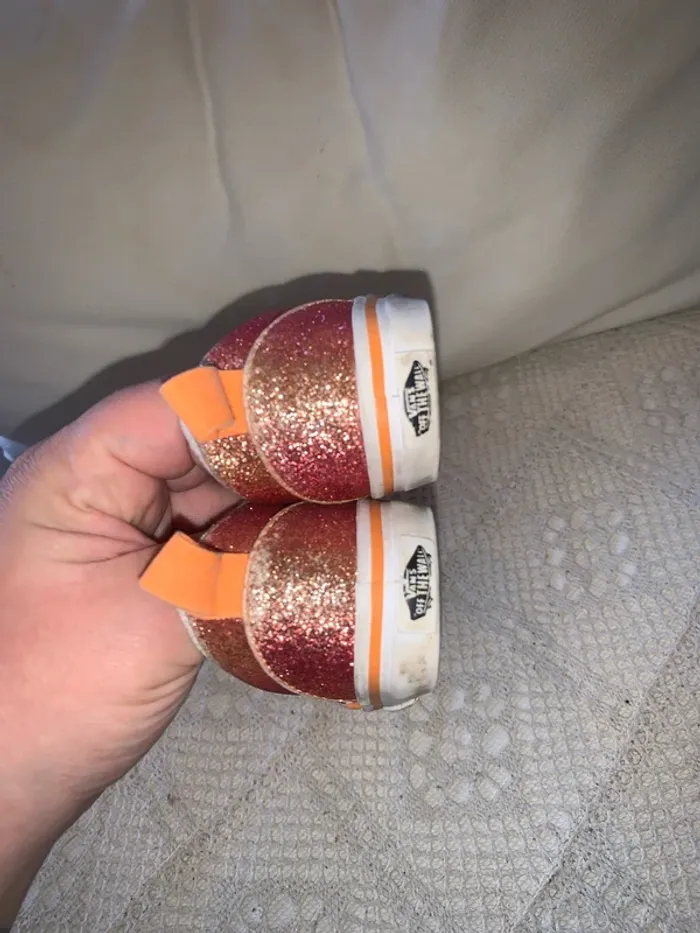 Vans à paillettes - photo numéro 3