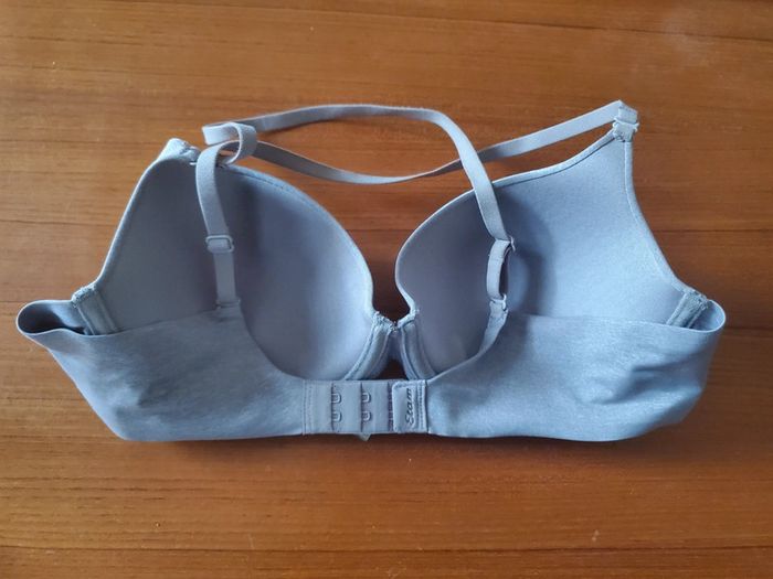 Soutien gorge invisible 90C - photo numéro 2