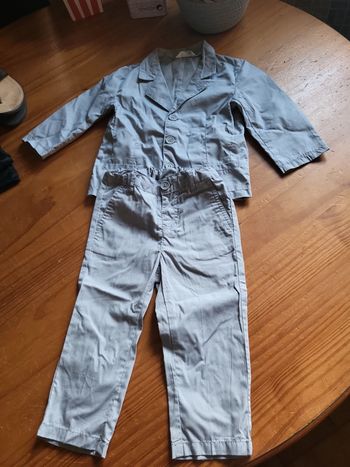 Costume