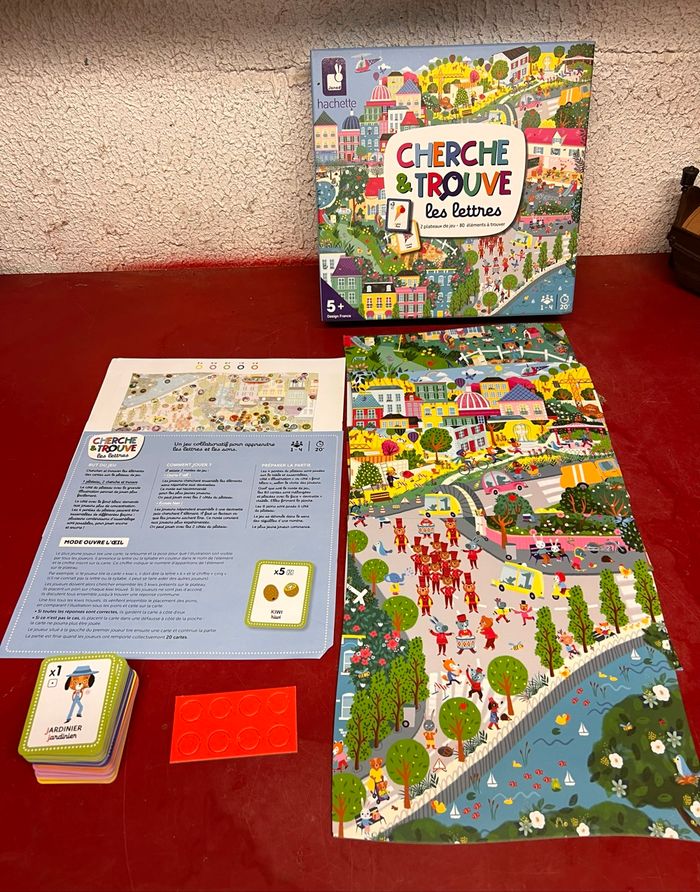 Cherche et trouve les lettres Hachette