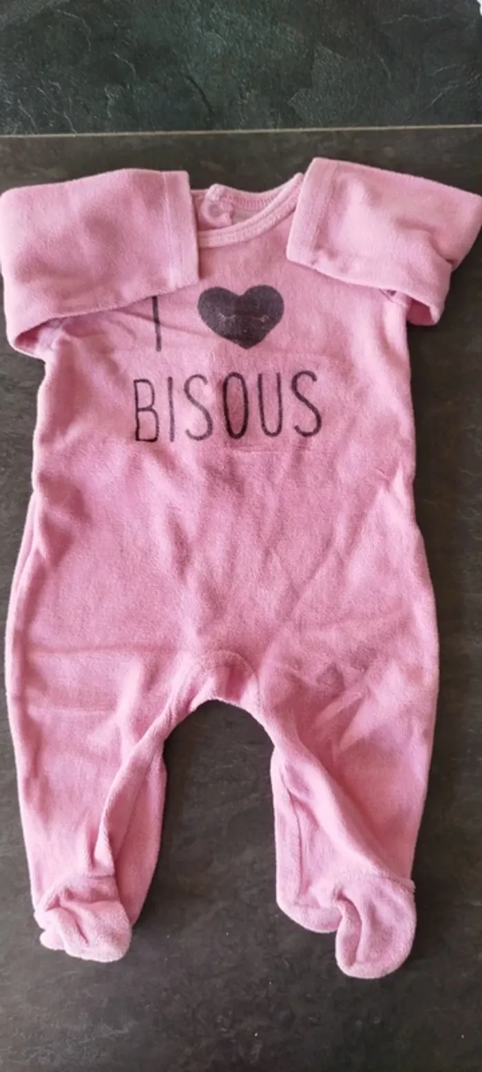 Pyjama "bisous" - photo numéro 2