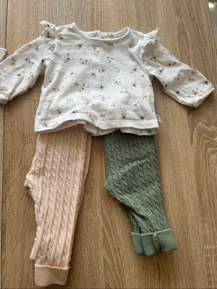 Lot de deux ensemble en 3 mois - photo numéro 3