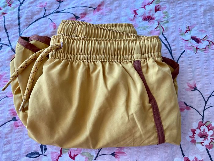 Short de bain moutarde enfant T. 8-9 ans - photo numéro 9