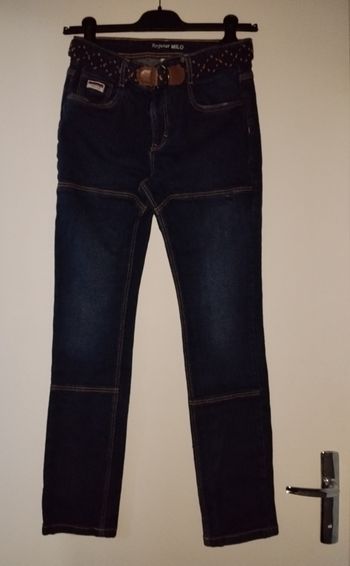 Jean tape à l'oeil taille 14 ans