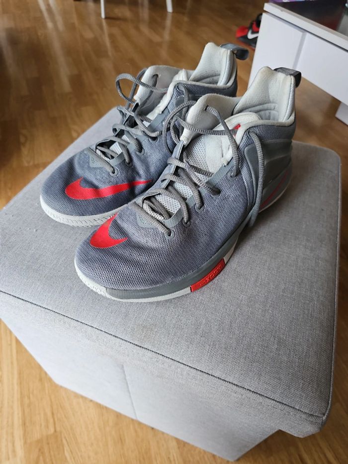 🔥Nike Lebron Zoom Witness T.44🏀