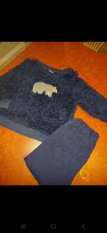 Ensemble bébé taille 9 mois