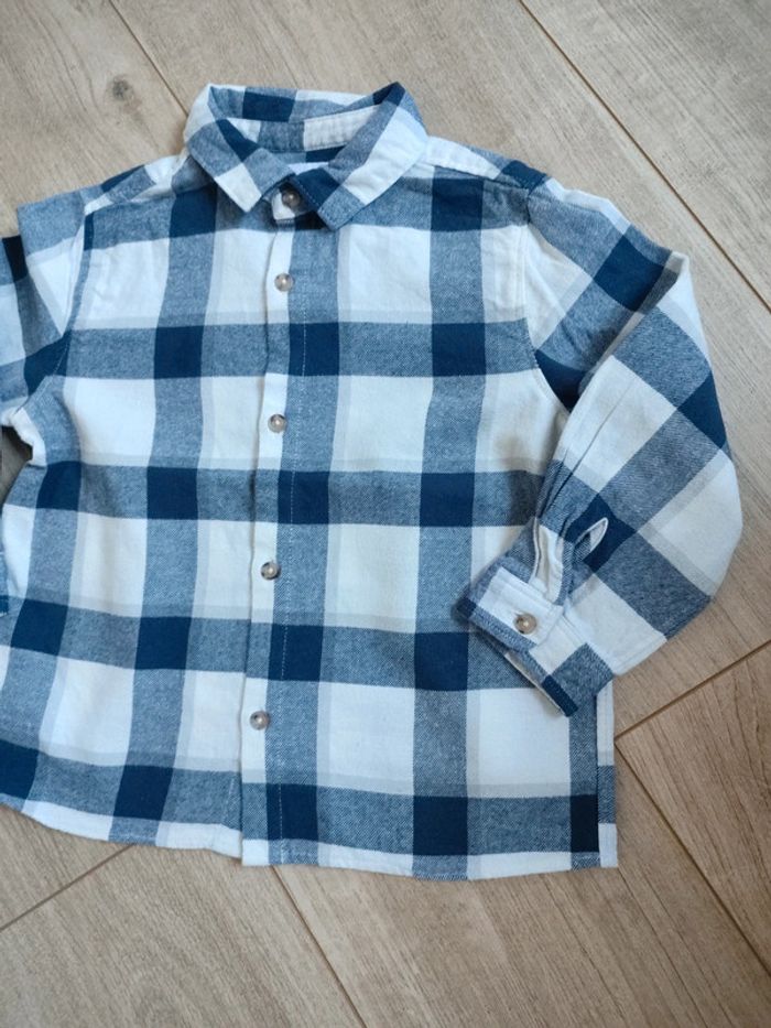 Chemise a carreaux 3-4 ans - photo numéro 2