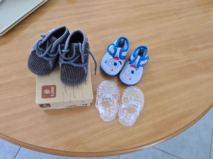 Lot 3 paires Chaussures chaussons Pointure 18