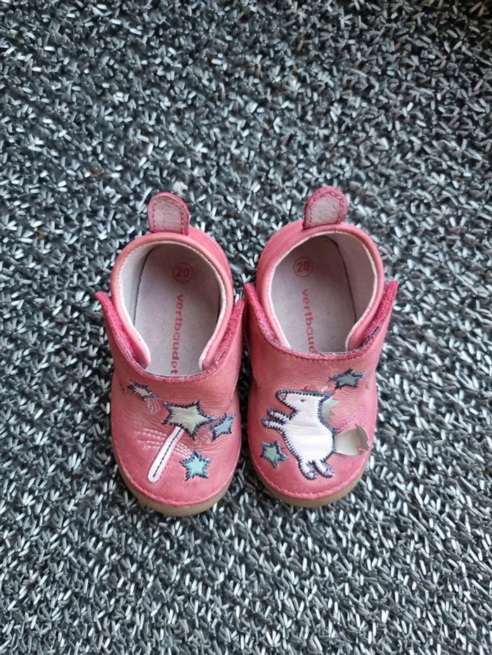Chaussure, chausson vertbaudet licorne vertbaudet taille 20 - photo numéro 3