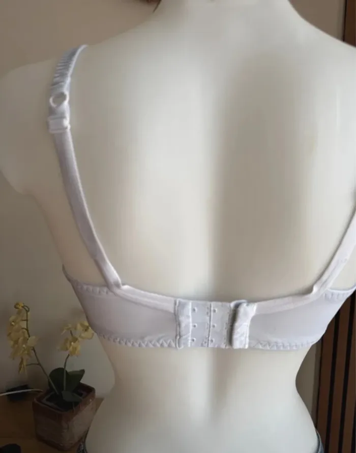 Soutien gorge blanc DIM - photo numéro 5