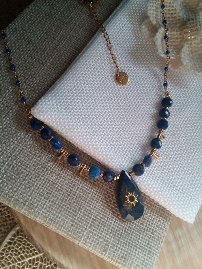 Collier en pierres de lapis lazuli naturelles - photo numéro 5