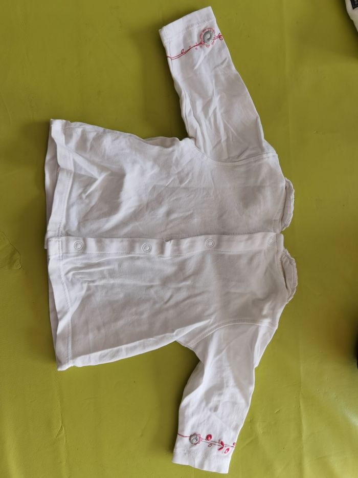 Haut 3 mois - photo numéro 2