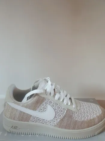 Nike Air Force 1 Flyknit/neuves/ (38.5)