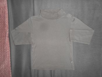 Tee-shirt col roulé, taille: 5 ans à 0,50 EURO