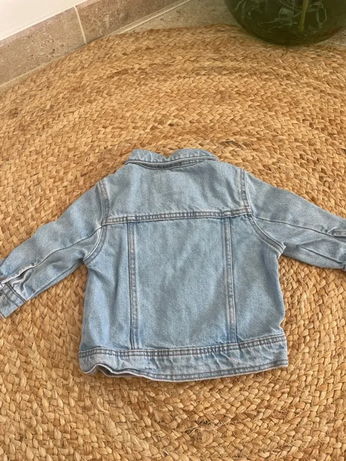 Veste en jean Kiabi 6 mois - photo numéro 2