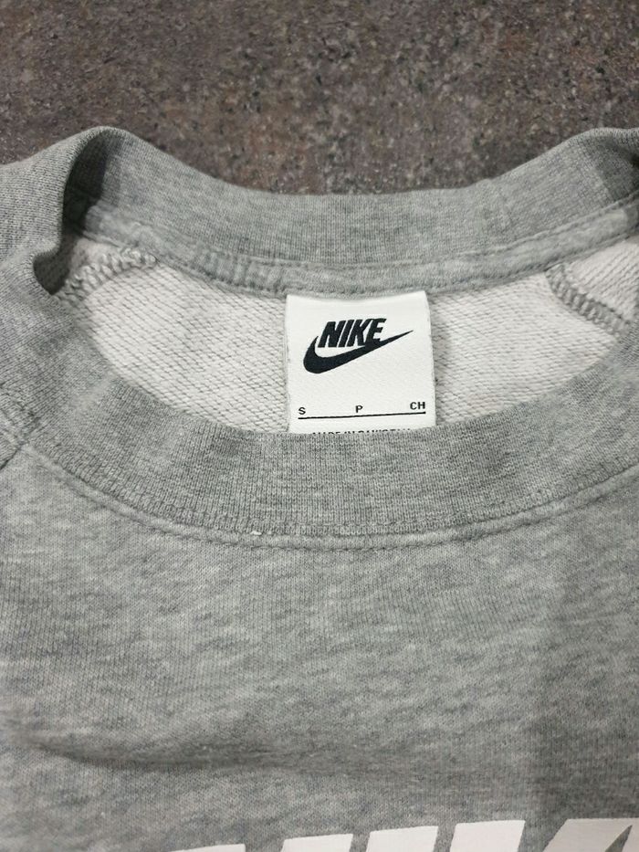 Pull Nike - photo numéro 2