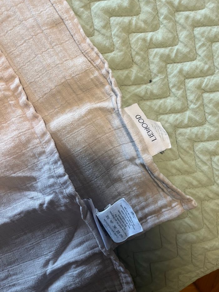 2 langes Liewood rose clair - photo numéro 2