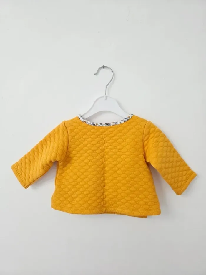 Joli pull 3 mois - photo numéro 4