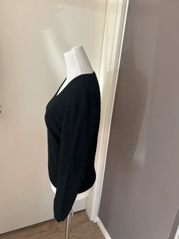 Monoprix, pull noir 100 % cachemire, taille 36/1 - photo numéro 3