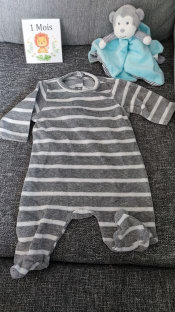Pyjama 1 mois
