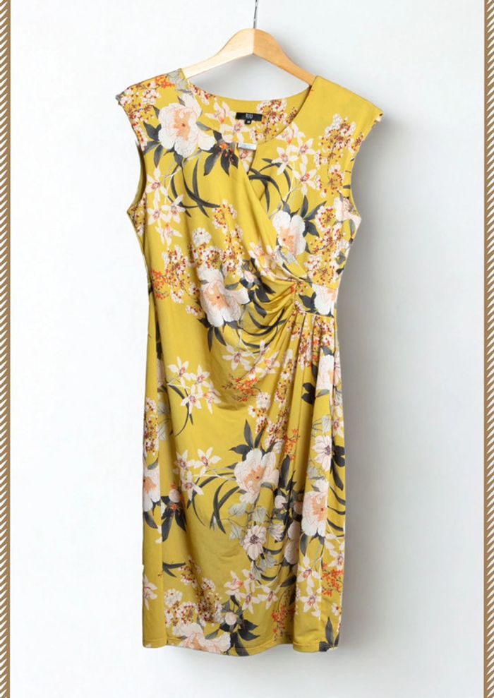 Robe jaune à fleurs Jacqueline Riu – Taille 38 ( - photo numéro 2