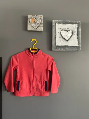 Gilet polaire, six ans