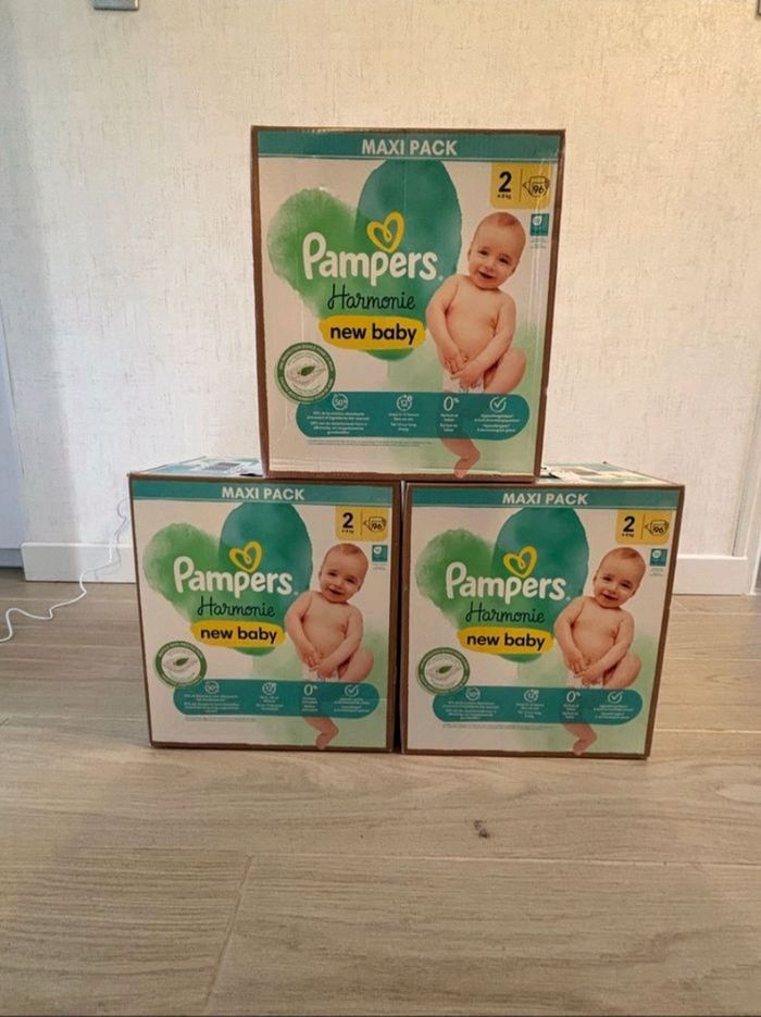3x cartons Taille 2 Pampers Harmonie- Maxi Pack