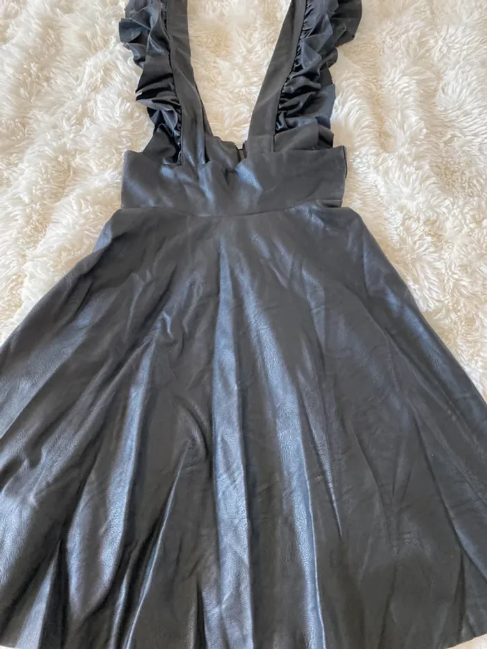 Robe maxi bretelles en simili noir taille S - photo numéro 2