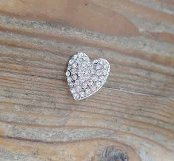 Cœur argenté diamants brillants pendentif ou boucles de ceinture