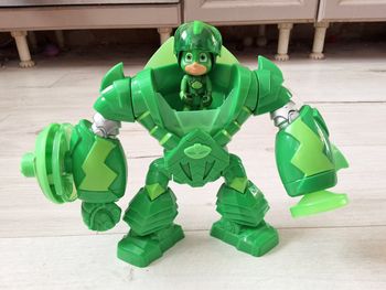 Jeu jouet Pj masks Pyjamasques Gluglu robot robo gecko 20 cm