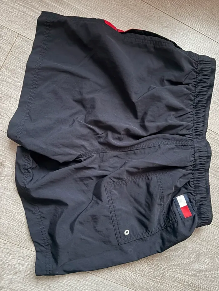 Short de bain Tommy Hilfiger taille S - photo numéro 2